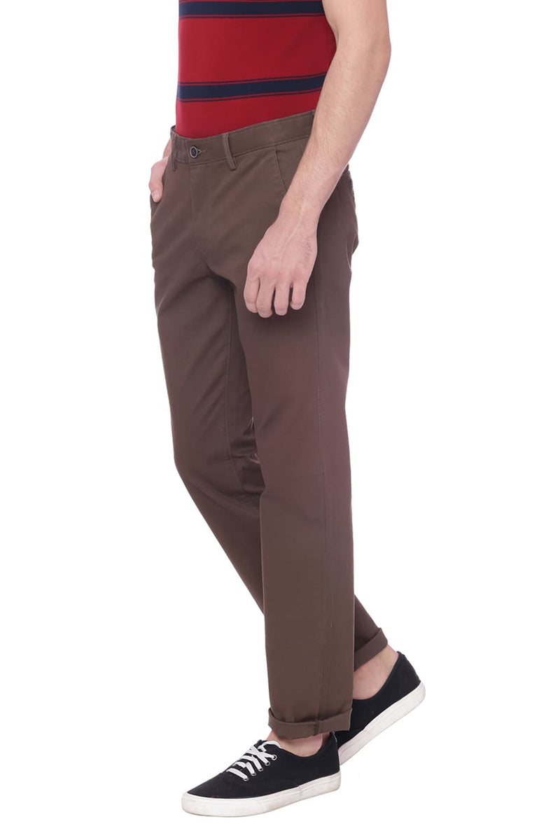 BASICS TAPERED FIT STRETCH TROUSER