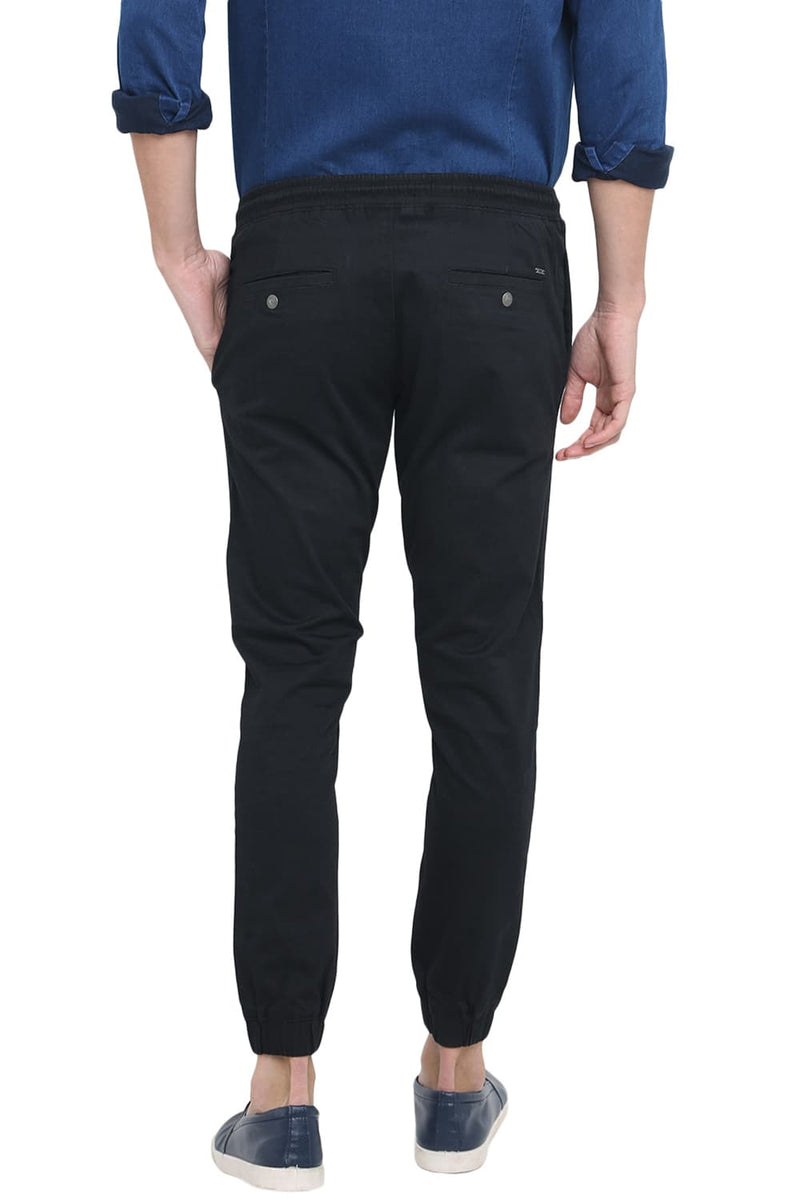 BASICS JOGGER FIT STRETCH TROUSER