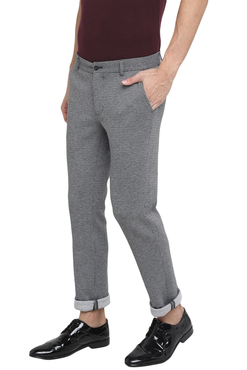 BASICS TAPERED FIT KNIT TROUSER