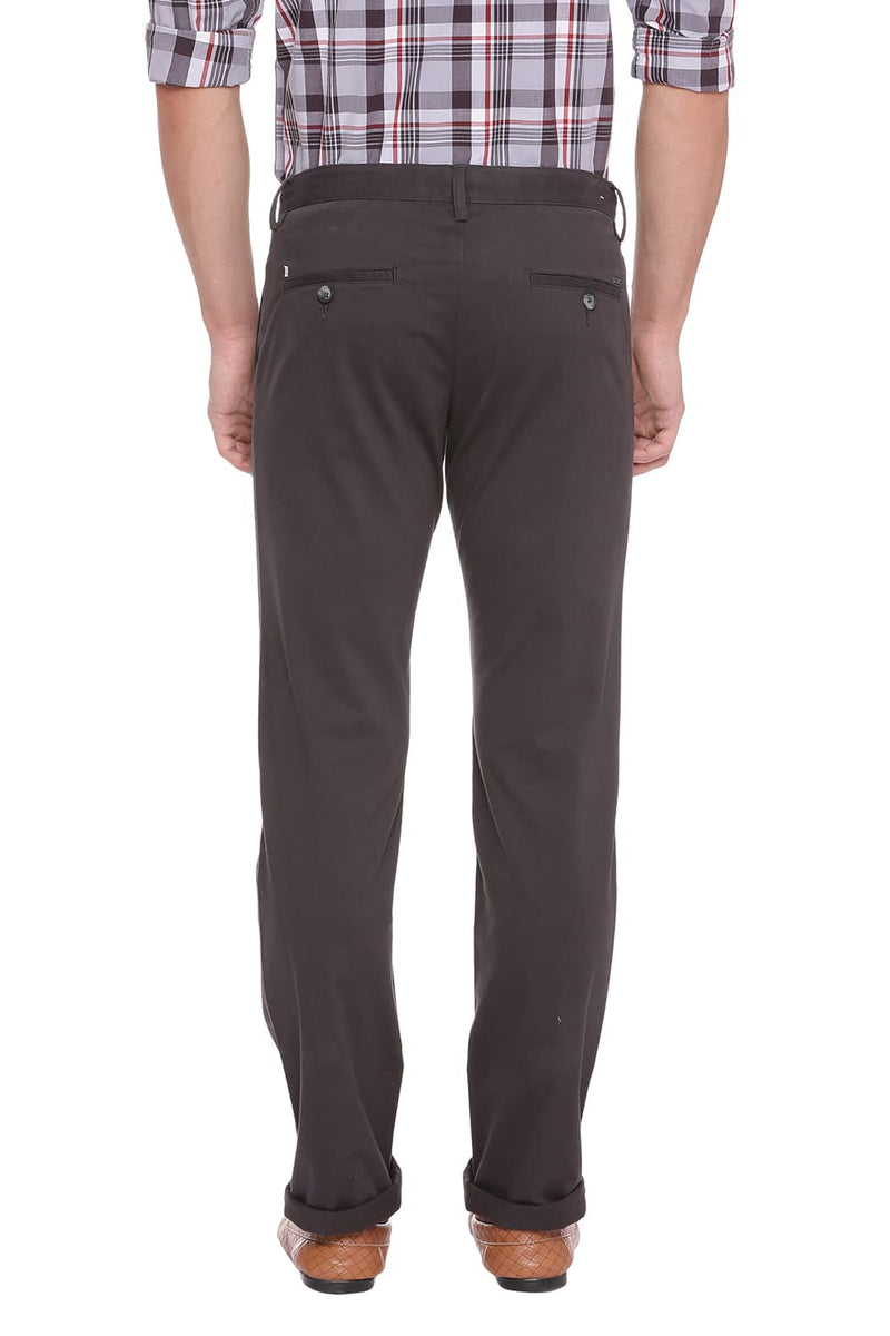 BASICS TAPERED FIT STRETCH TROUSER