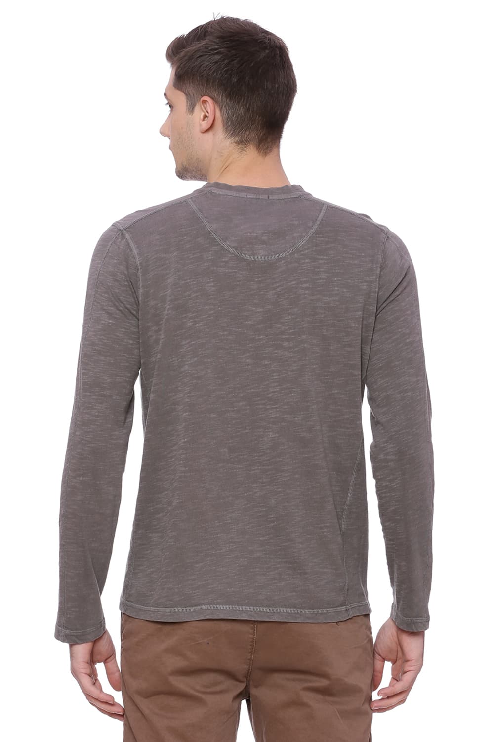 BASICS MUSCLE FIT HENLEY T SHIRT