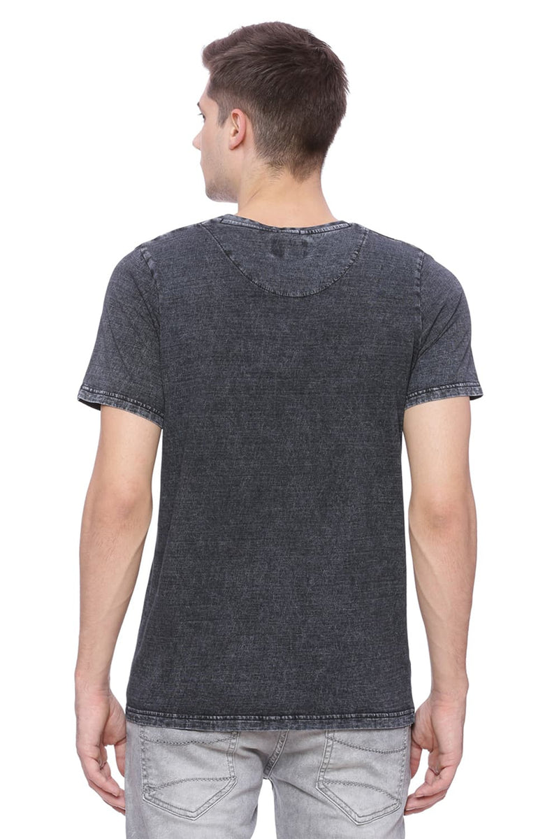 BASICS MUSCLE FIT V NECK T SHIRT