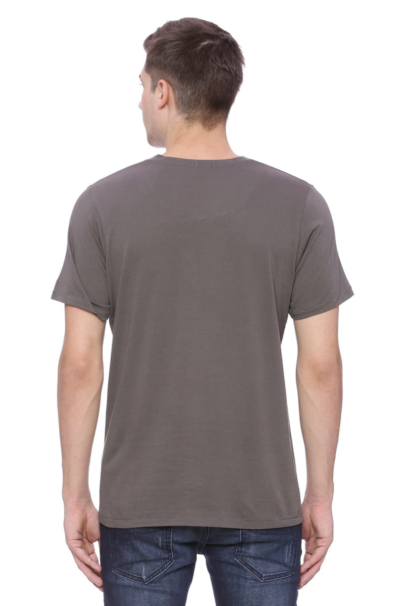 BASICS MUSCLE FIT V NECK T SHIRT