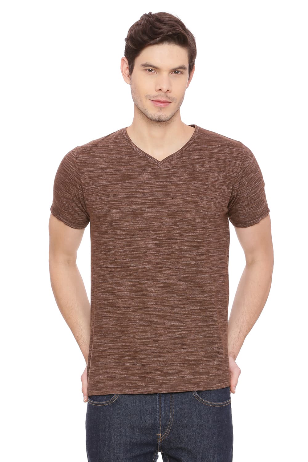 BASICS MUSCLE FIT V NECK T SHIRT