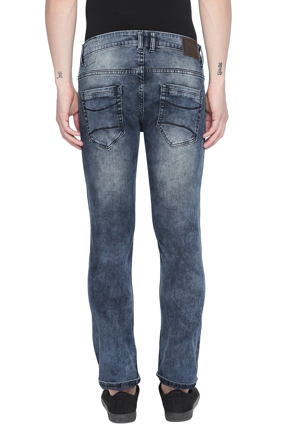 BASICS TORQUE FIT DISTRESSED STRETCH JEAN