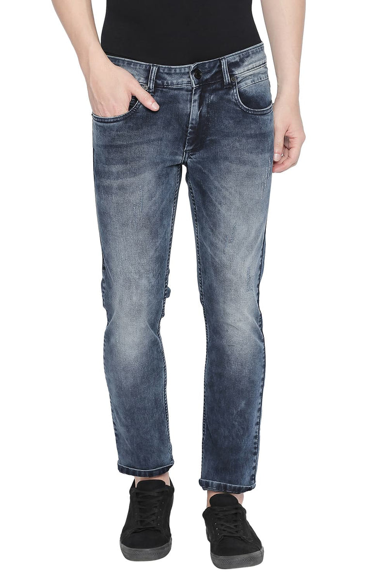 BASICS TORQUE FIT DISTRESSED STRETCH JEAN