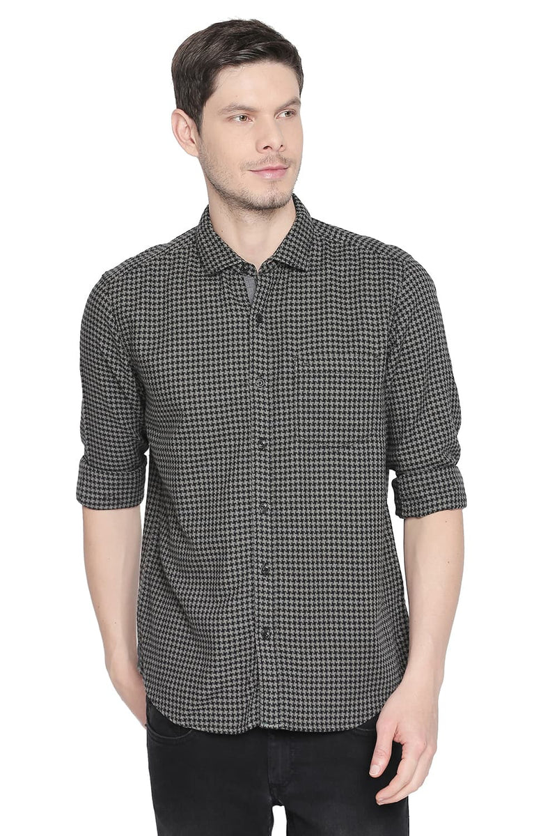 BASICS SLIM FIT DOBBY SHIRT