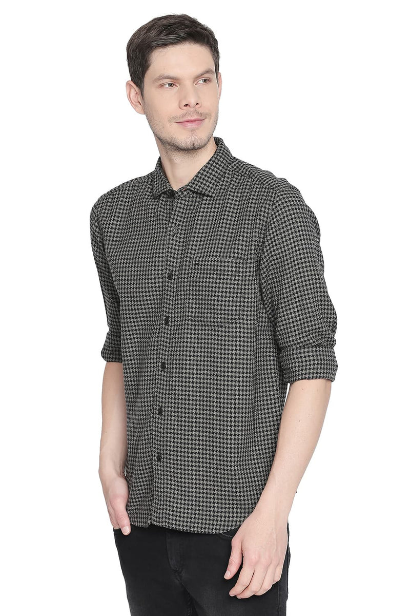 BASICS SLIM FIT DOBBY SHIRT