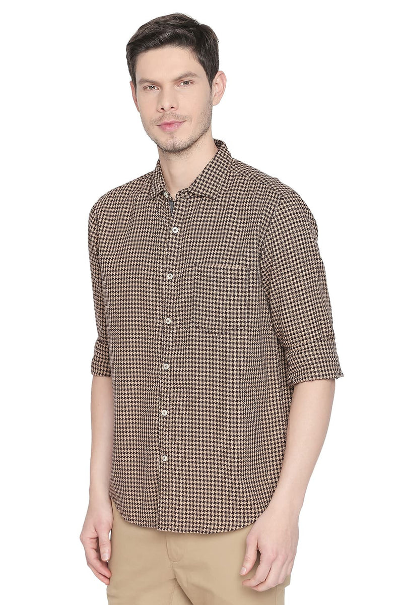 BASICS SLIM FIT DOBBY SHIRT