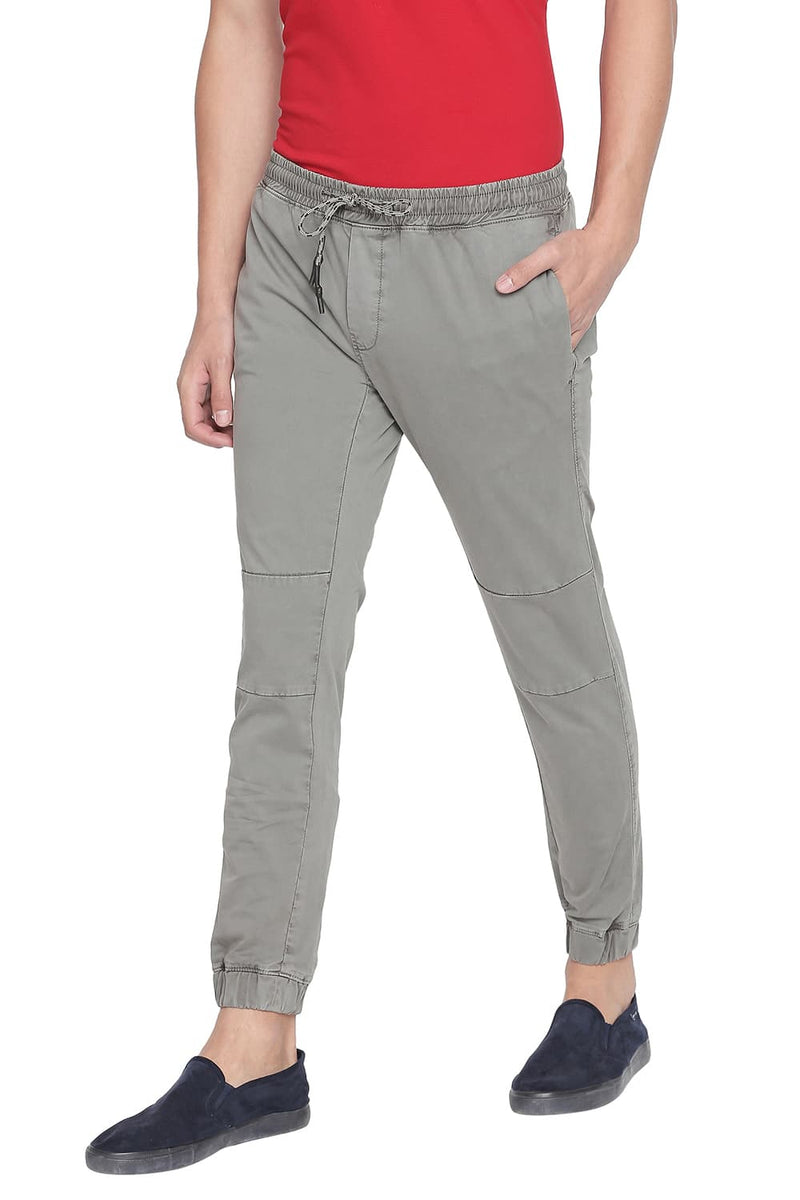 BASICS JOGGER FIT STRETCH TROUSER