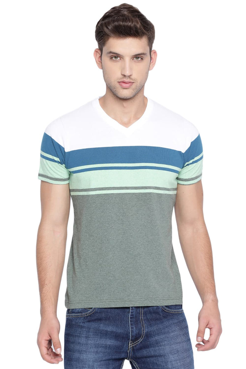 BASICS MUSCLE FIT V NECK T SHIRT