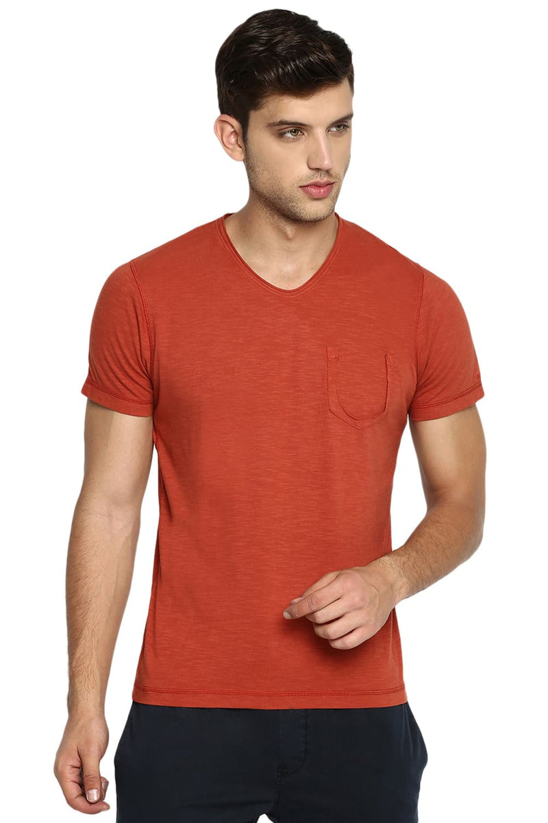 BASICS MUSCLE FIT V NECK T SHIRT