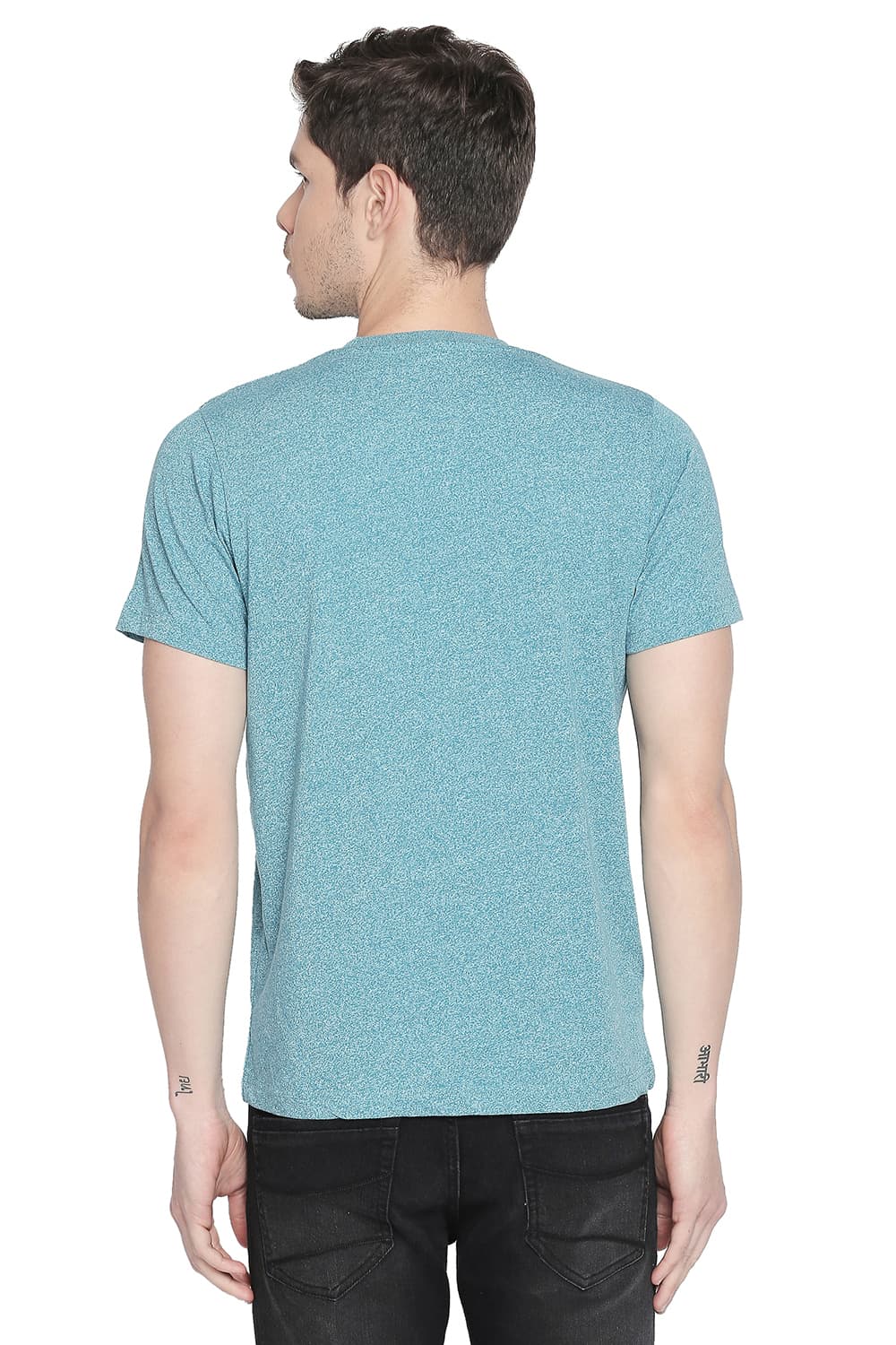 BASICS MUSCLE FIT CREW NECK T SHIRT