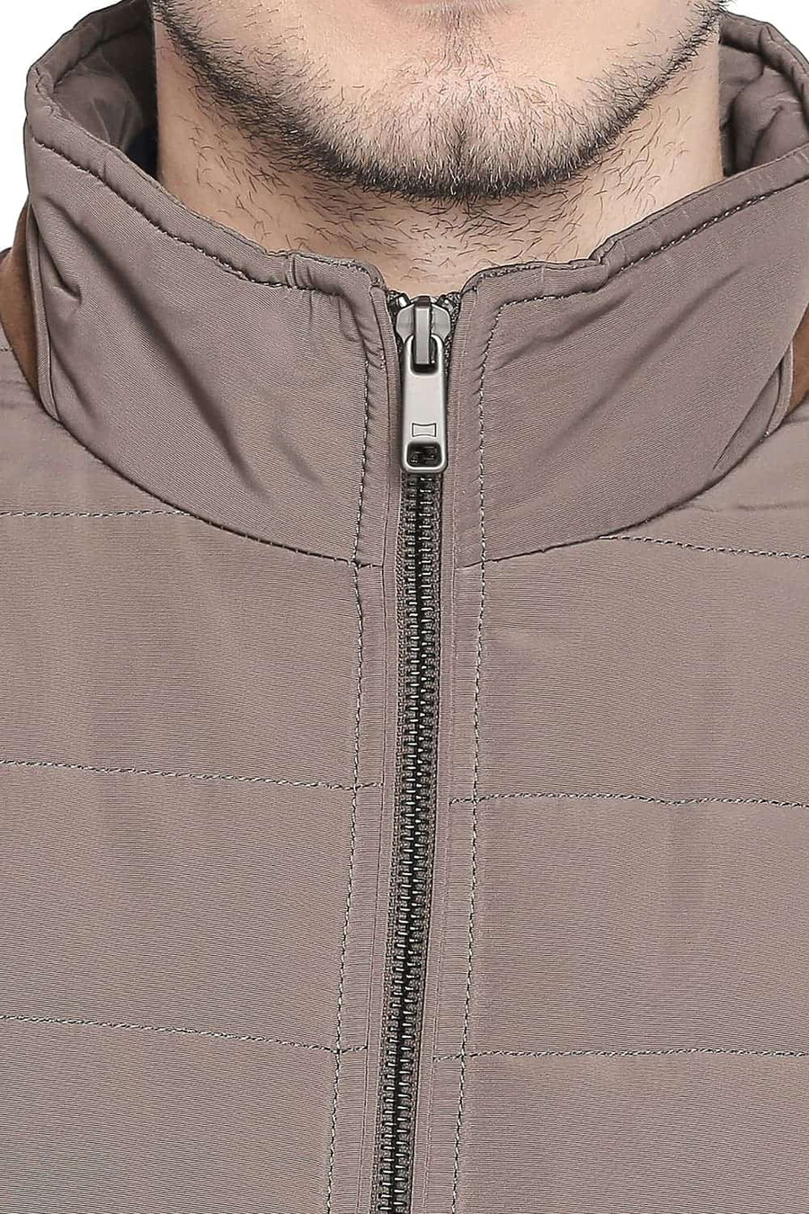 BASICS COMFORT FIT WALNUT SLEEVE LESS POLY FILL JACKETS