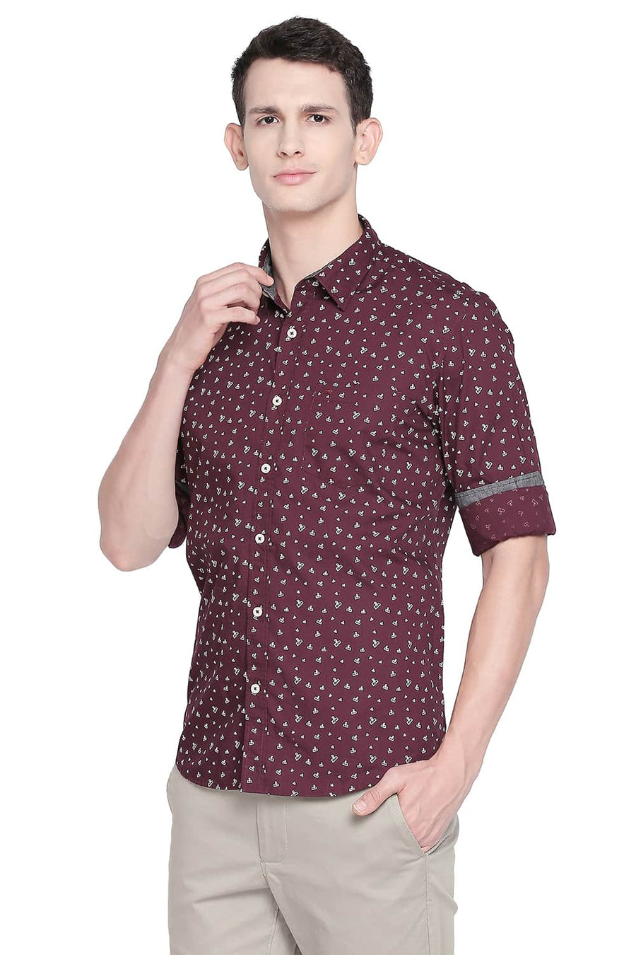 BASICS SLIM FIT WINDSOR MAROON PRINTED SHIRT