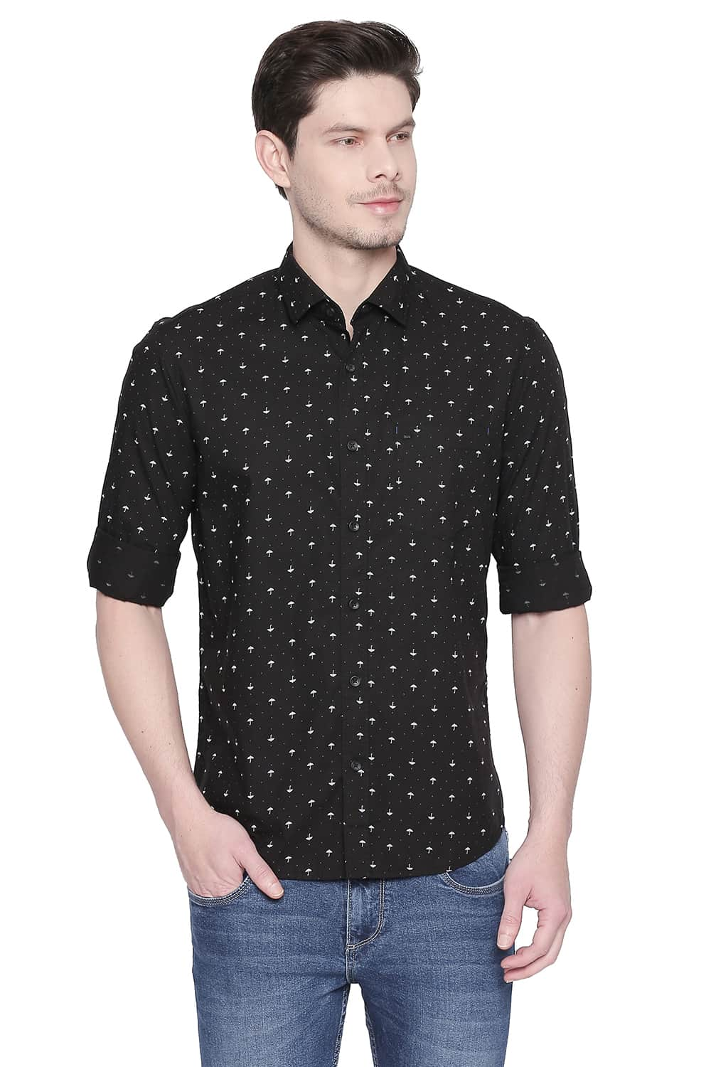 BASICS SLIM FIT POPLIN PRINTED SHIRT