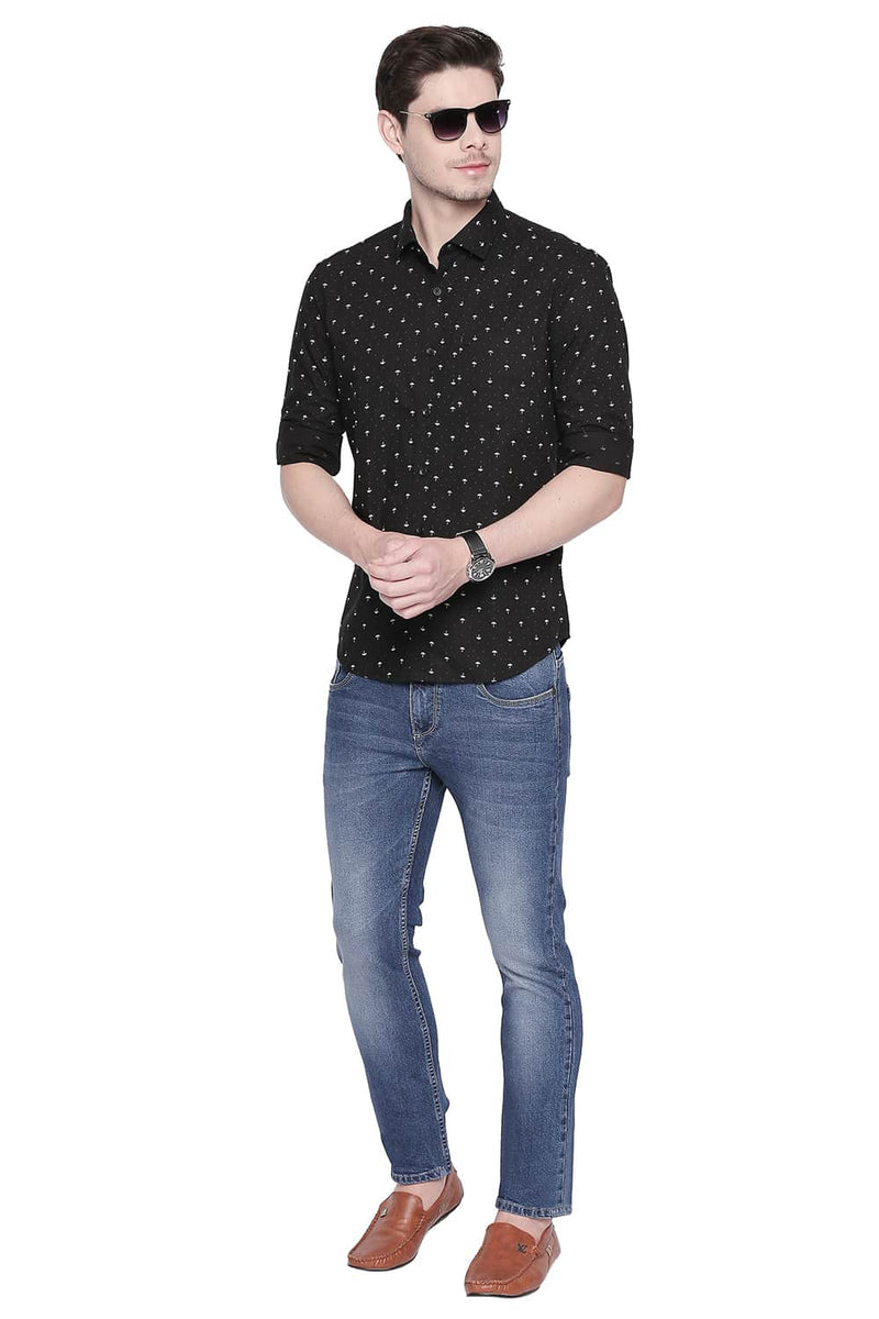 BASICS SLIM FIT POPLIN PRINTED SHIRT