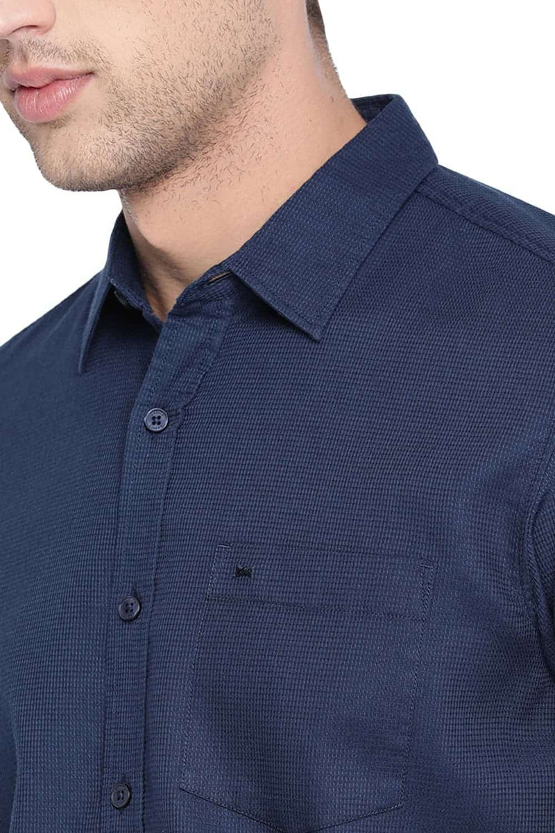 BASICS SLIM FIT STRUCTURE SHIRT