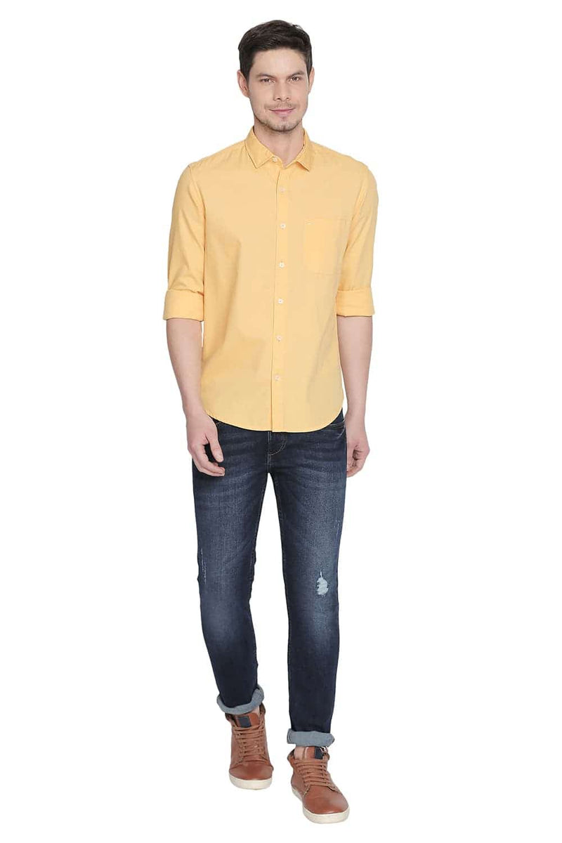 BASICS SLIM FIT STRUCTURE SHIRT