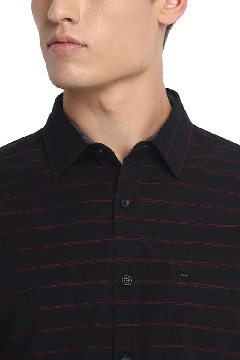 BASICS SLIM FIT WEFT STRIPES SHIRT