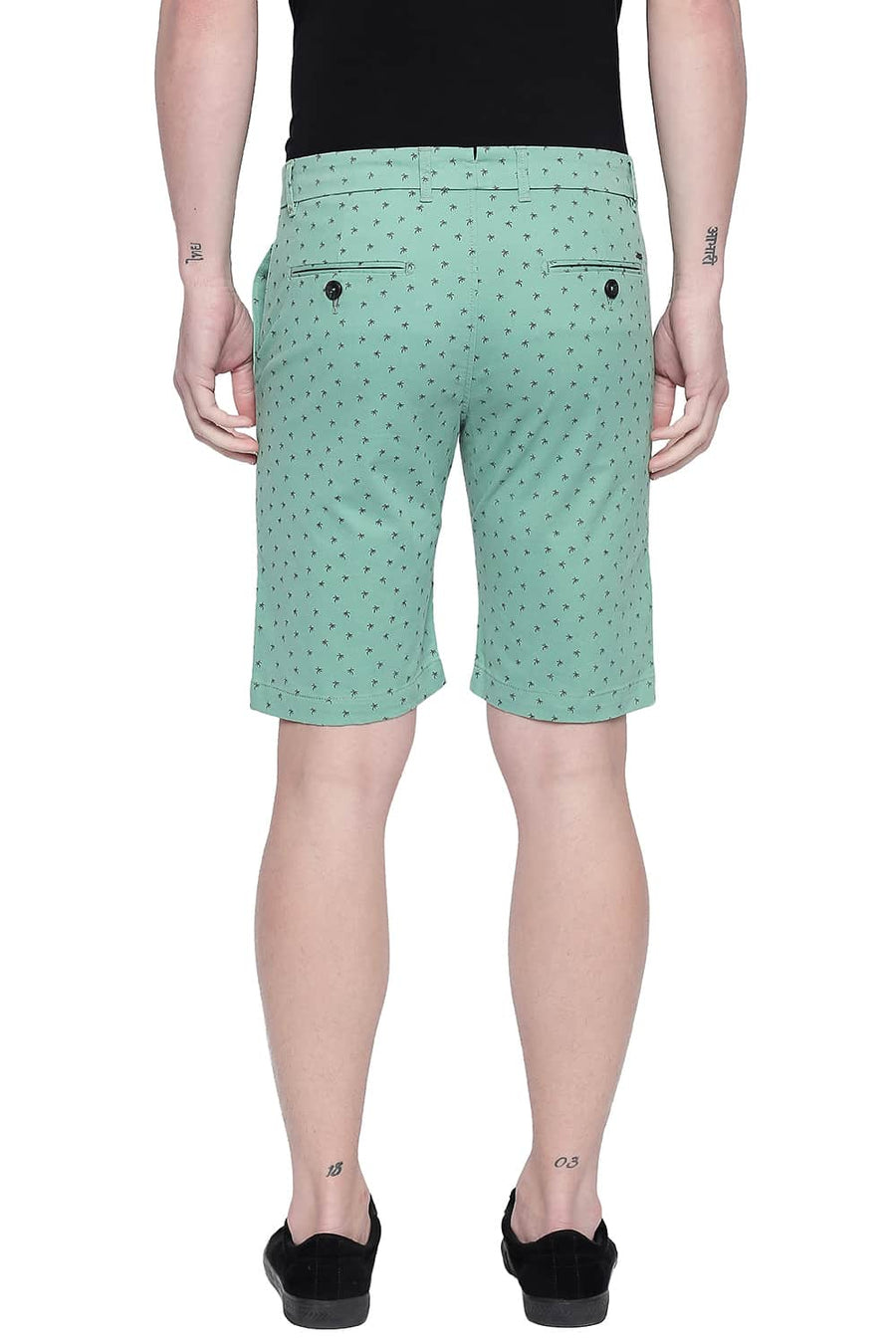 BASICS COMFORT FIT TURF GREEN PRINTED STRETCH SHORTS