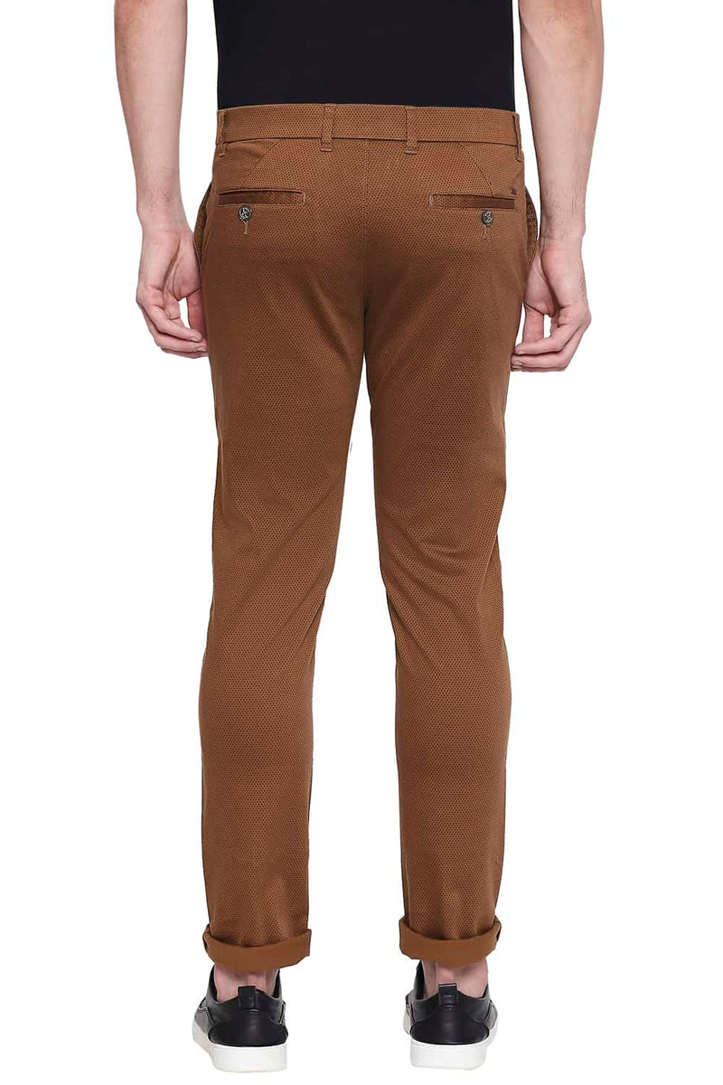 BASICS TAPERED FIT PRINTED STRETCH TROUSER