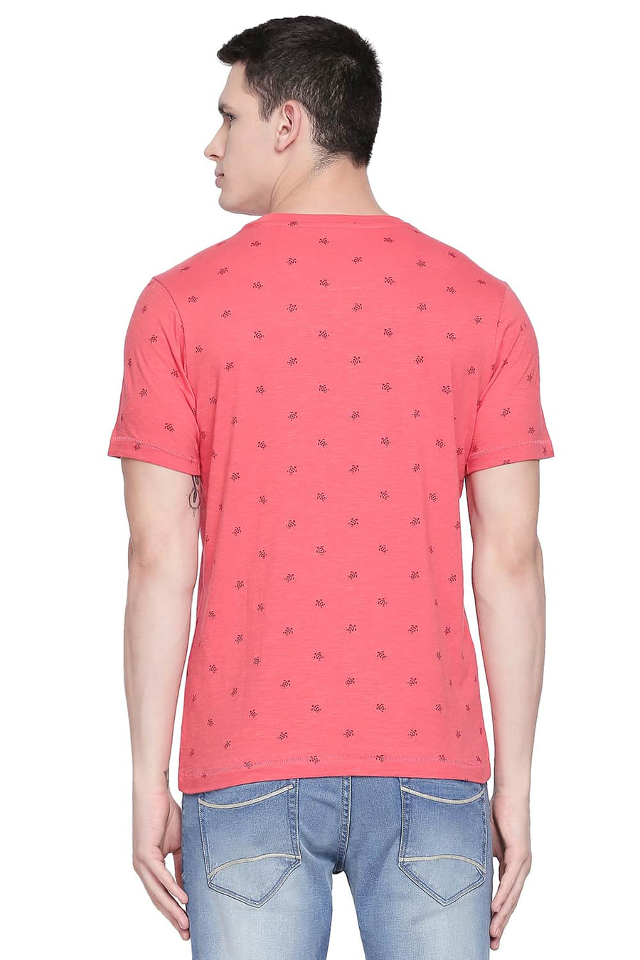 BASICS MUSCLE FIT CAYENNE PRINTED CREW NECK T SHIRT