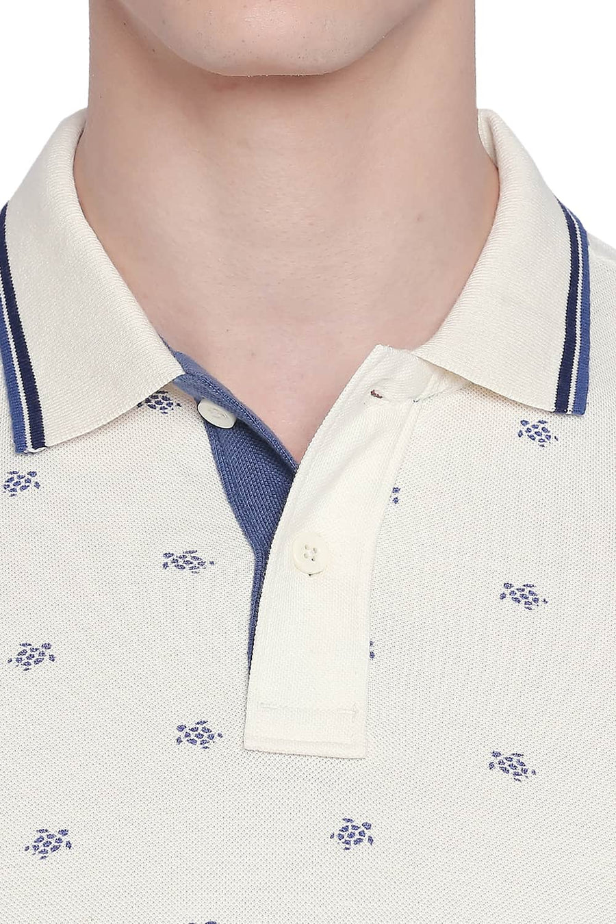 BASICS MUSCLE FIT CANNOLI CREAM POLO T SHIRT
