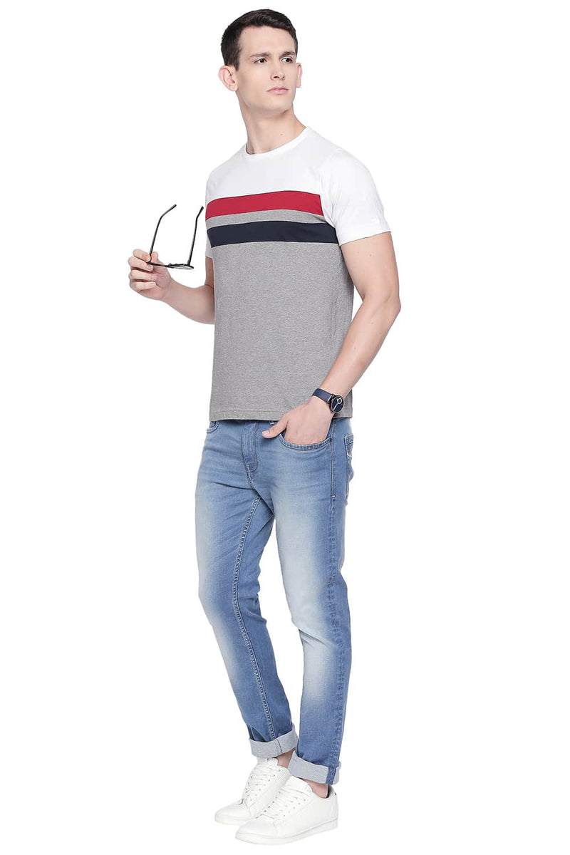 BASICS MUSCLE FIT CREW NECK T SHIRT