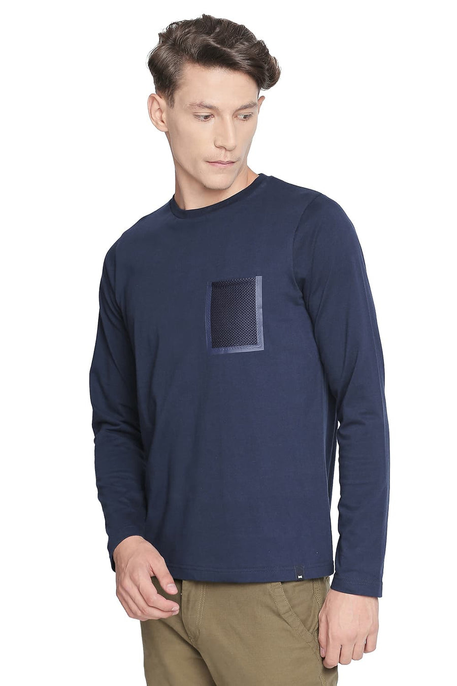 BASICS MUSCLE FIT DRESS BLUE LONG SLEEVE CREW NECK T SHIRT