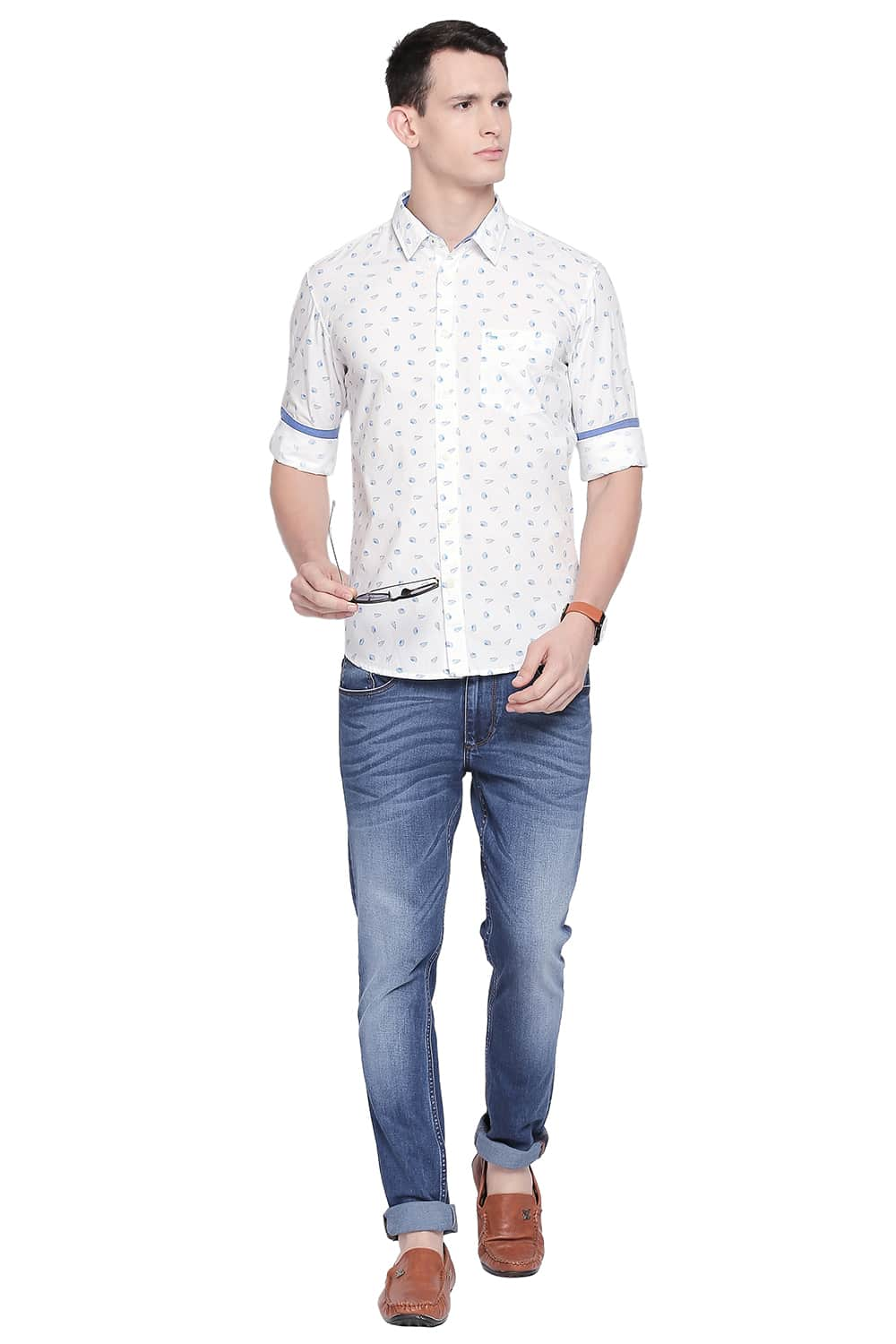 BASICS SLIM FIT POPLIN PRINTED SHIRT