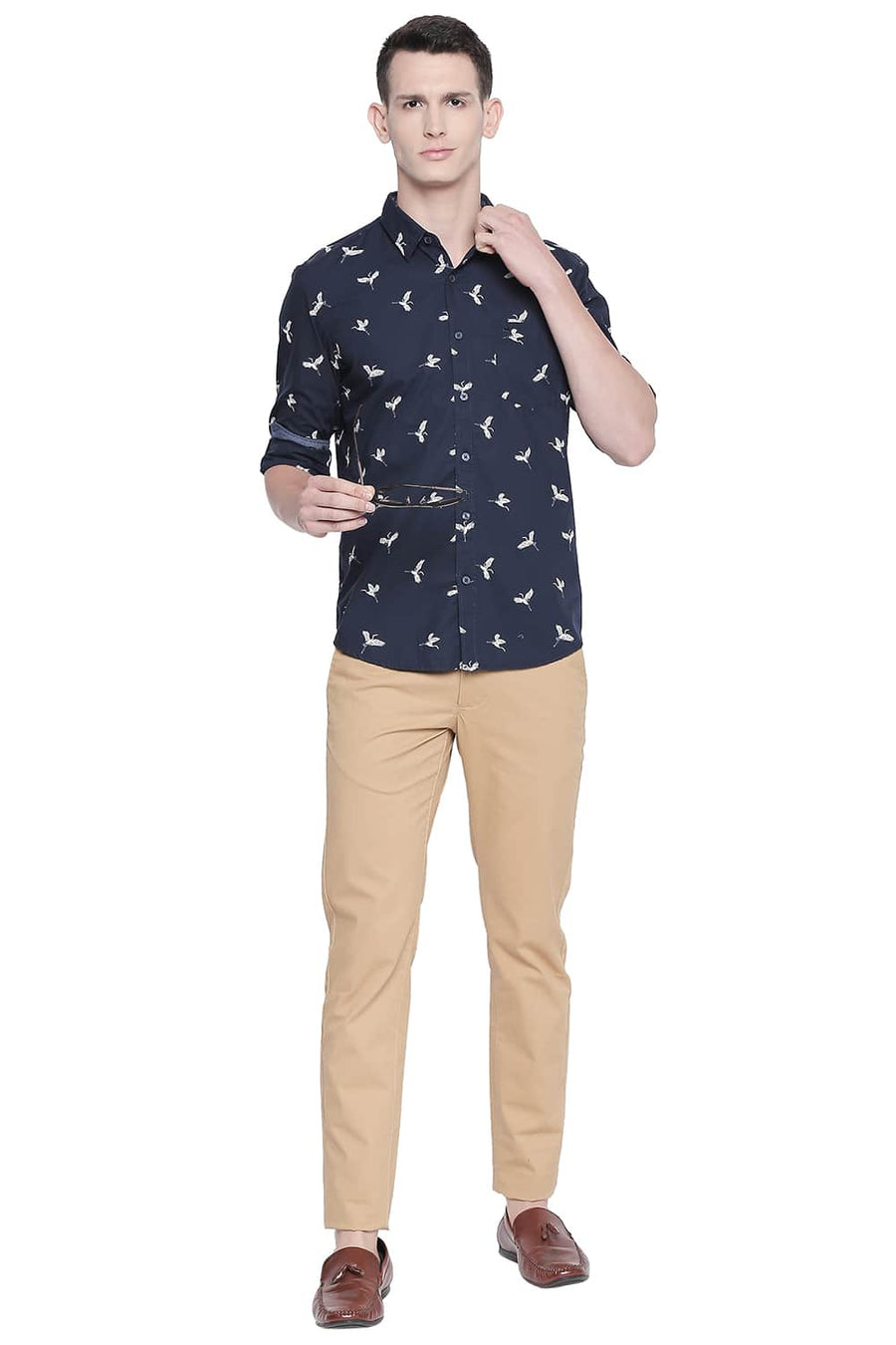 BASICS SLIM FIT MOOD NAVY  PRINTED SHIRT
