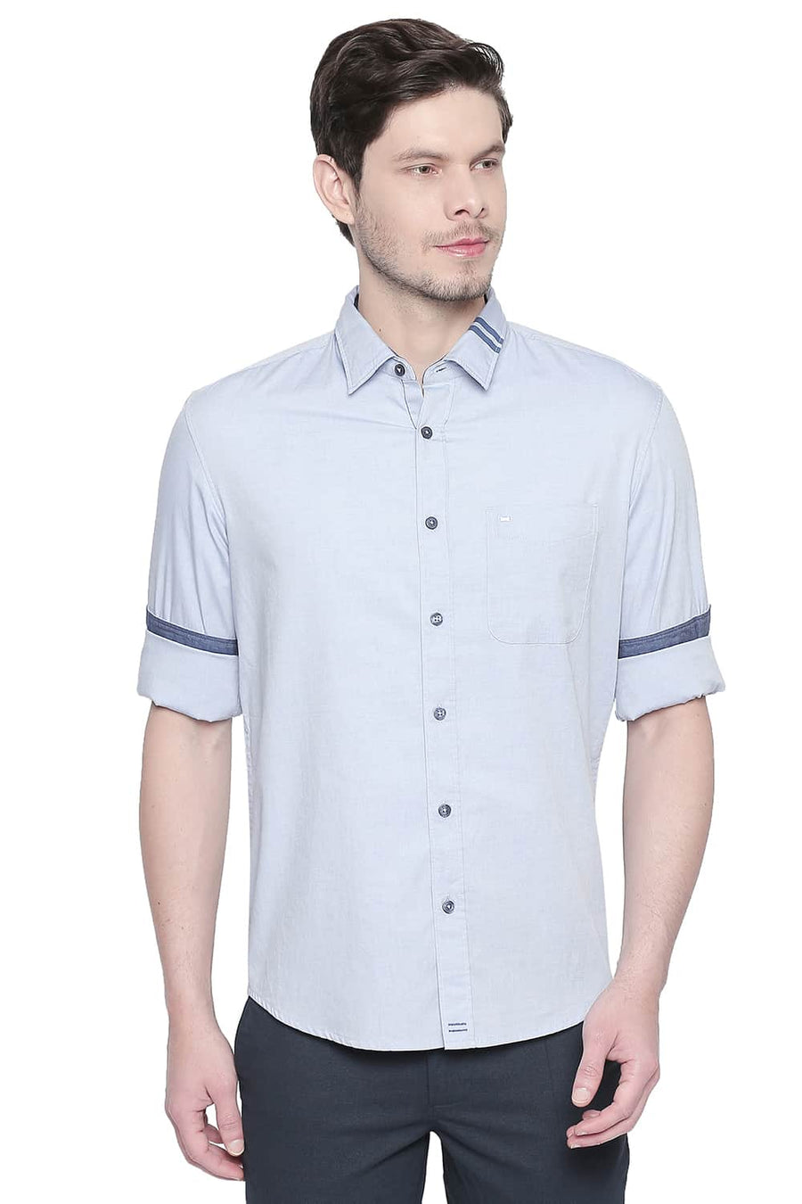 BASICS SLIM FIT CHAMBRAY BLUE OXFORD SHIRT