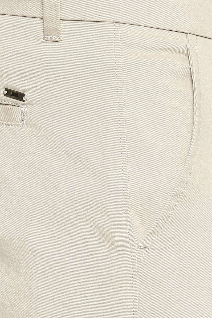 BASICS TAPERED FIT CEMENT STRETCH TROUSER