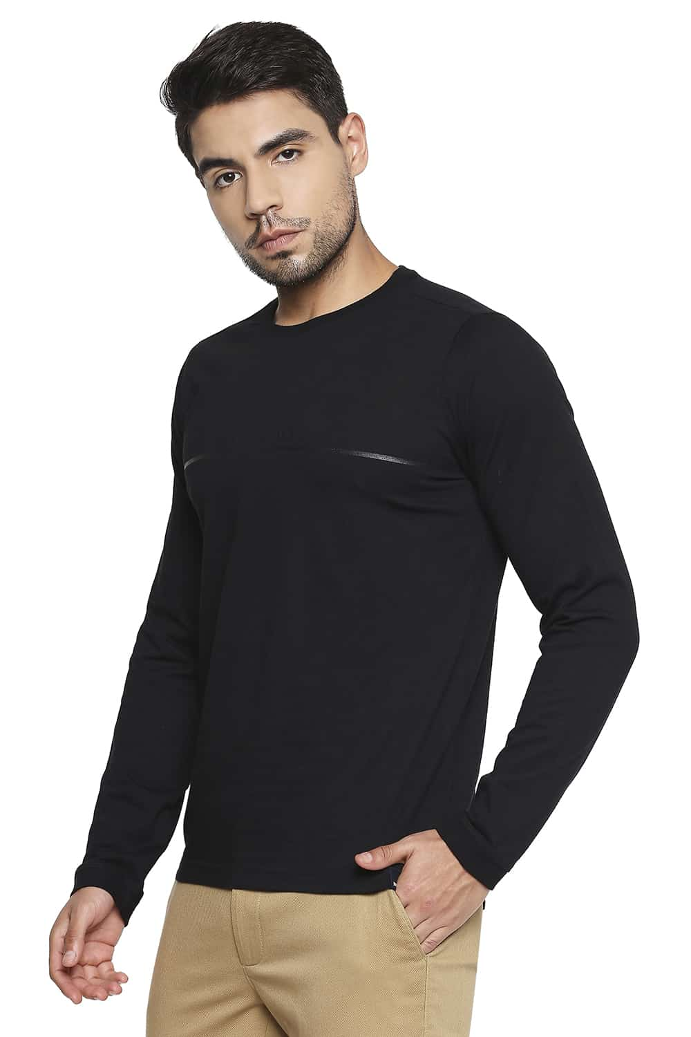 BASICS MUSCLE FIT CREW NECK T SHIRT