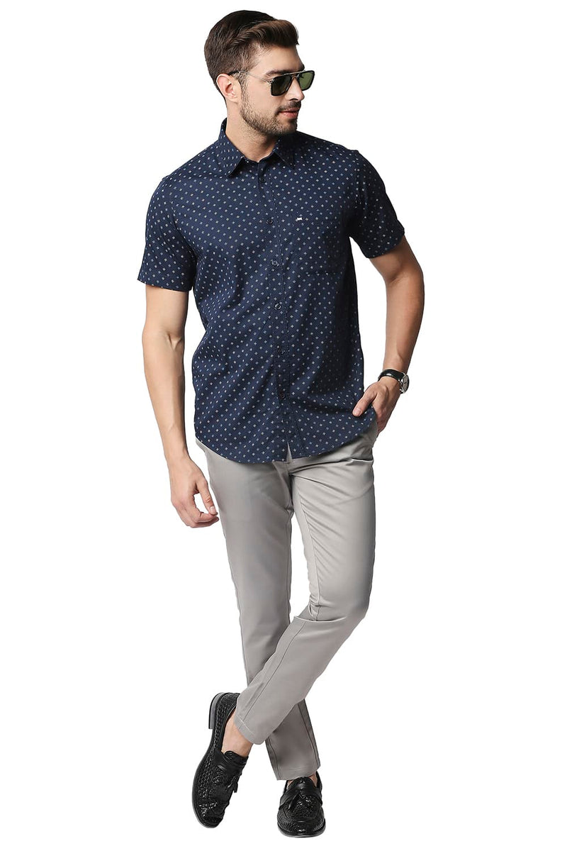 BASICS SLIM FIT TWILL PRINTED HALFSLEEVES SHIRT