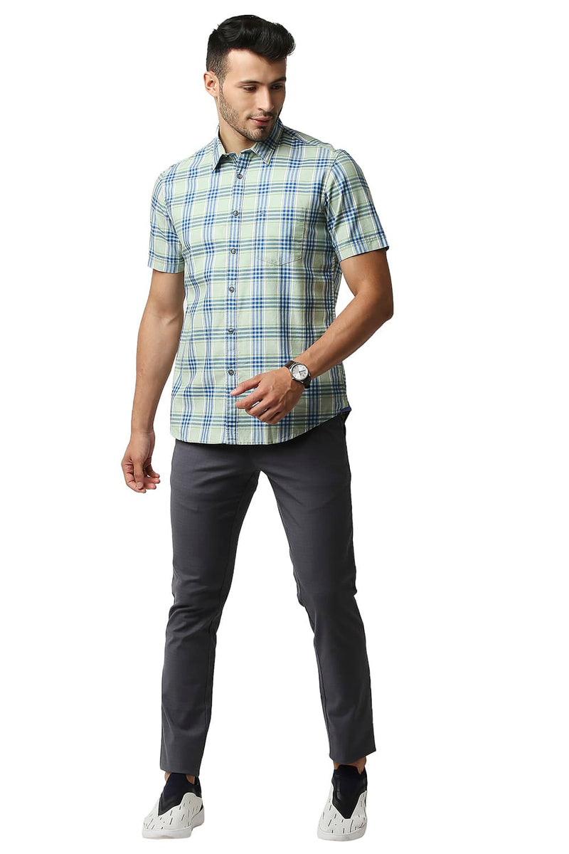 BASICS SLIM FIT TWILL CHECKS HALFSLEEVES SHIRT