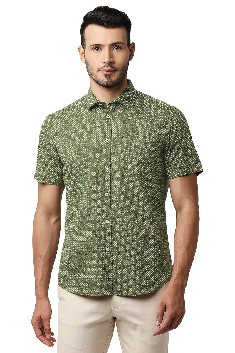 BASICS SLIM FIT POPLIN PRINTED SHIRT