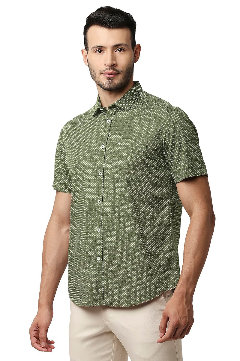 BASICS SLIM FIT POPLIN PRINTED HALFSLEEVES SHIRT