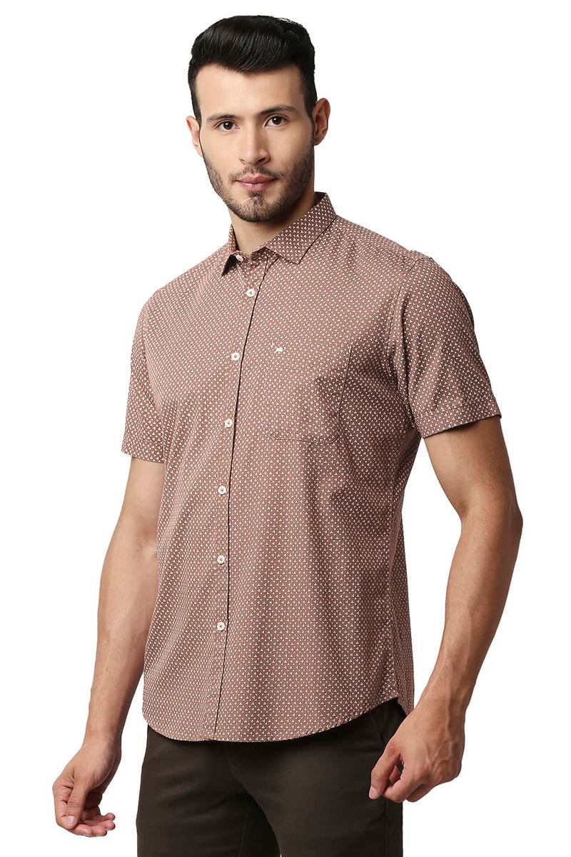 BASICS SLIM FIT POPLIN PRINTED HALFSLEEVES SHIRT