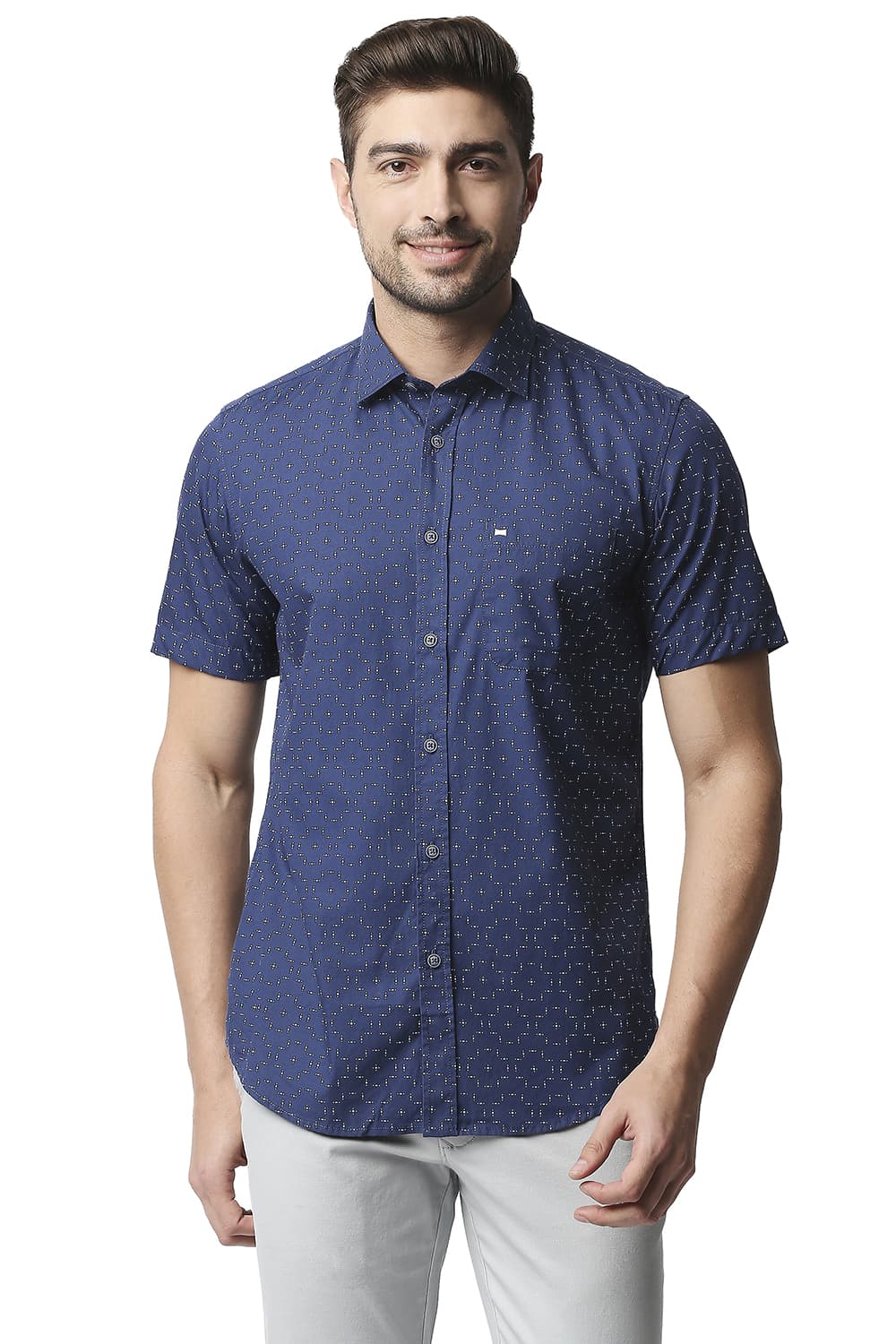 BASICS SLIM FIT POPLIN PRINTED HALFSLEEVES SHIRT