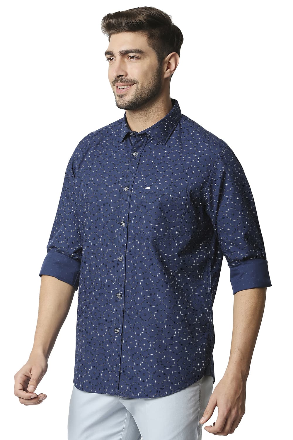 BASICS SLIM FIT POPLIN PRINTED SHIRT