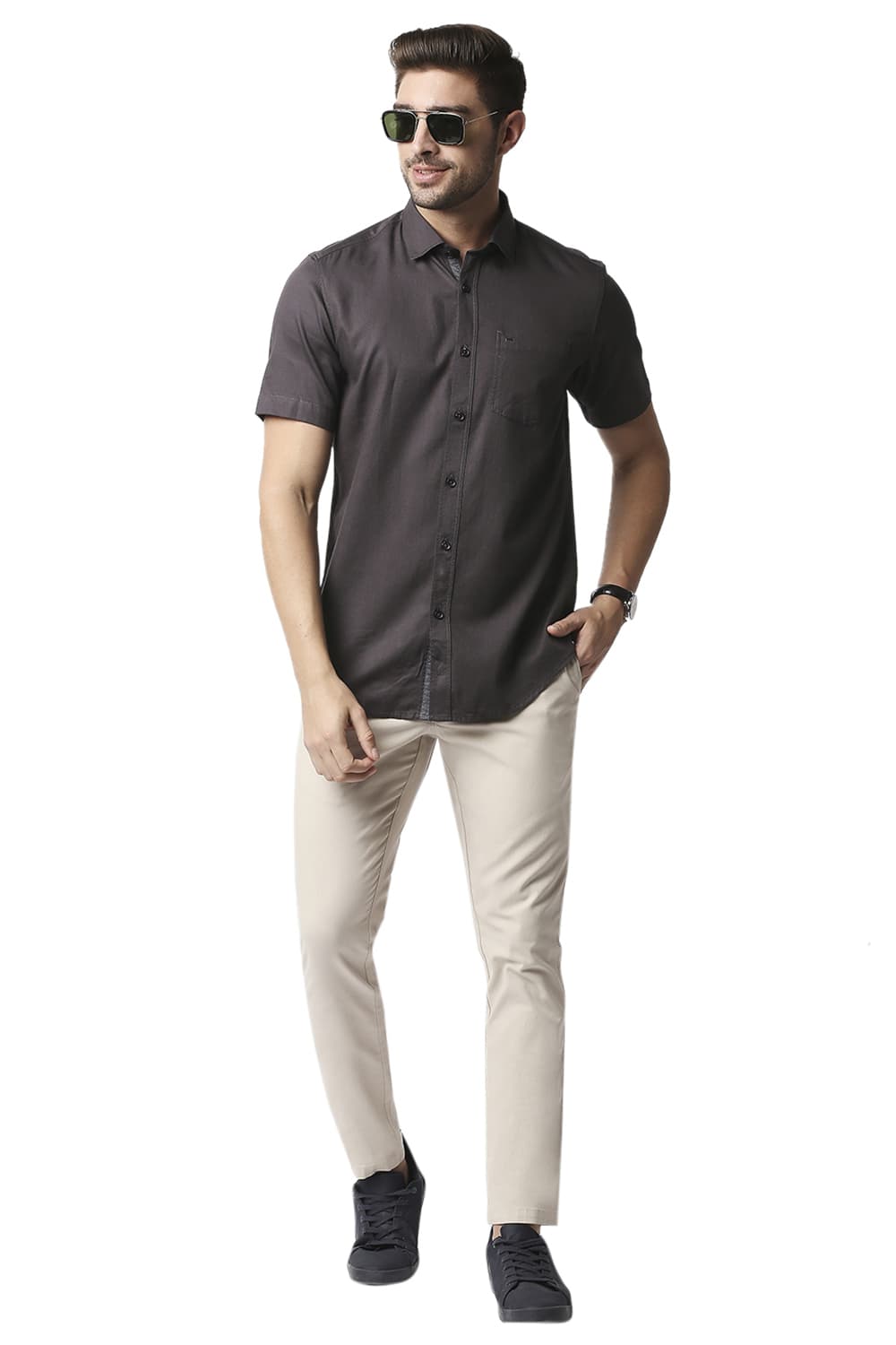 BASICS SLIM FIT HERRINGBONE HALFSLEEVES SHIRT