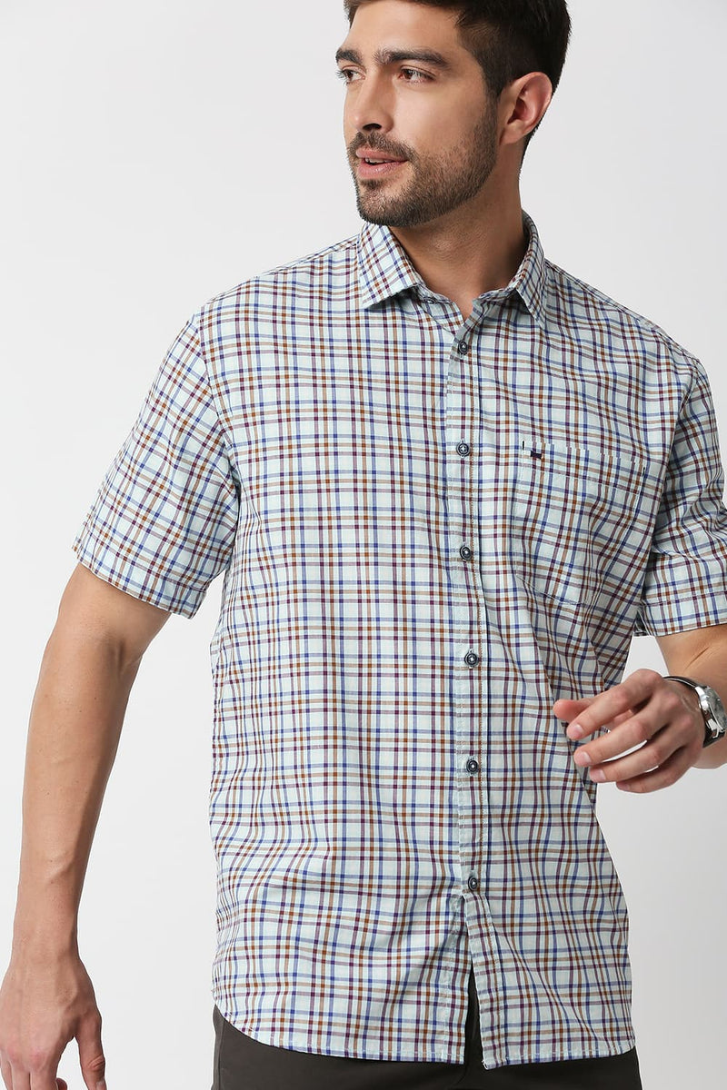 Slim Fit Checks Halfsleeves Shirt