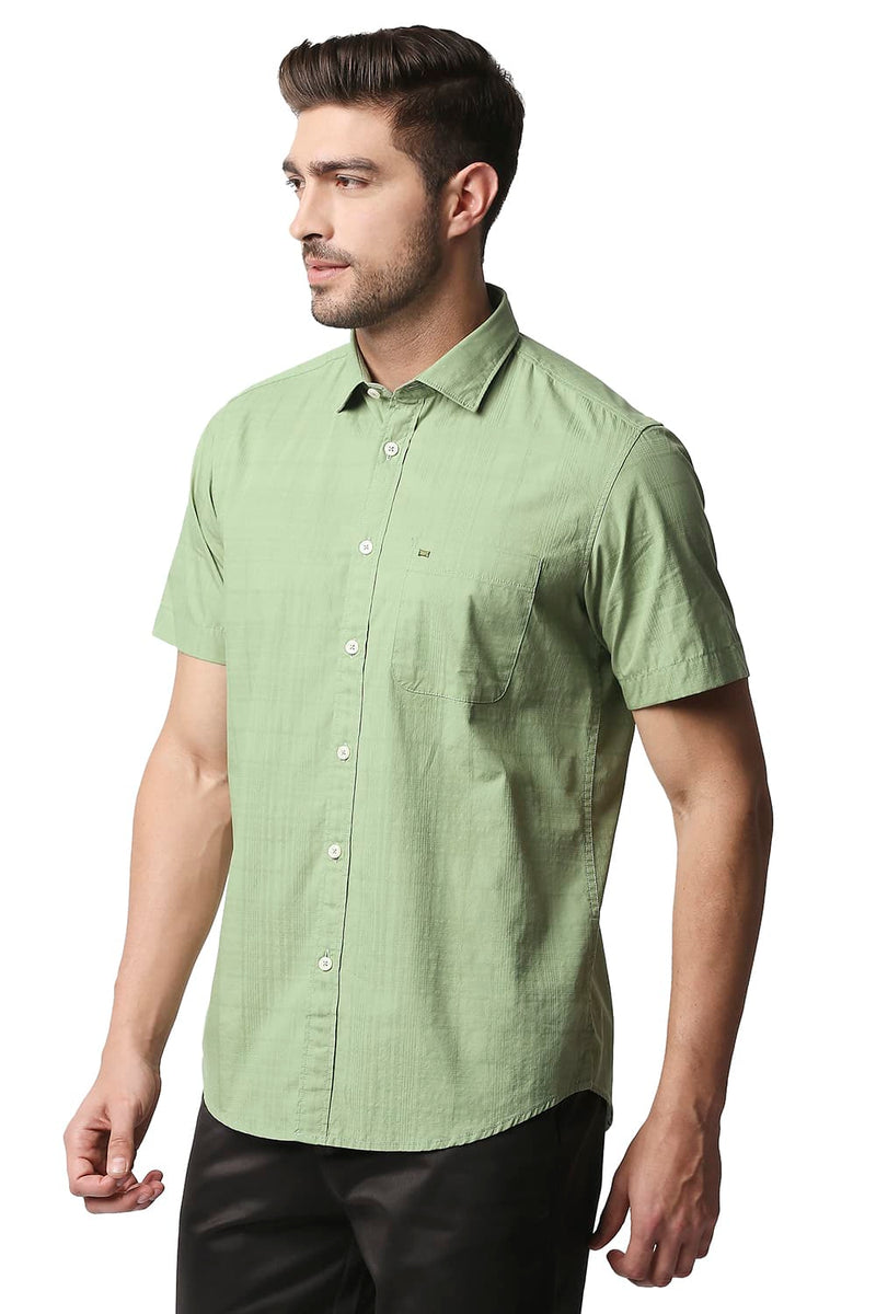 BASICS SLIM FIT DOBBY CHECKS HALFSLEEVES SHIRT