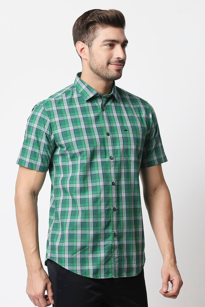 Slim Fit Checks Halfsleeves Shirt