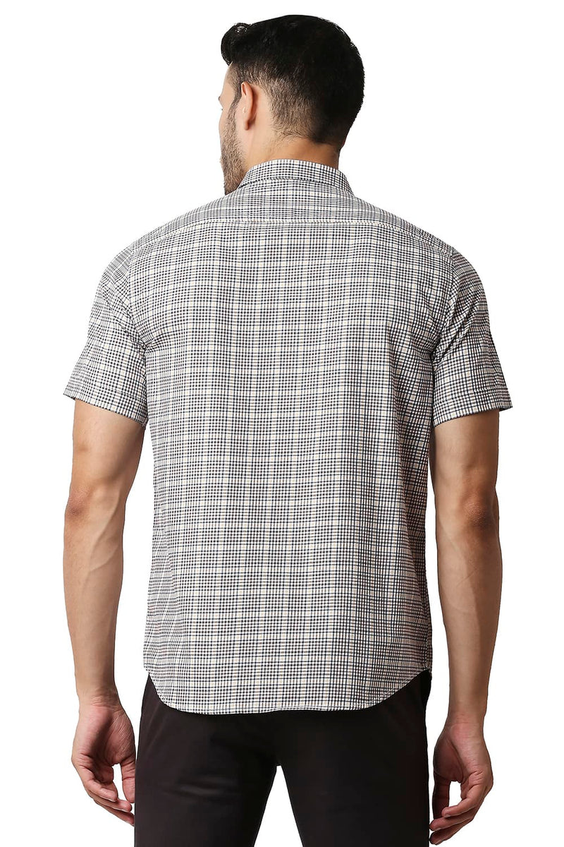 BASICS SLIM FIT TWILL CHECKS HALFSLEEVES SHIRT