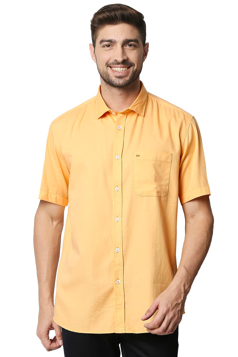 BASICS SLIM FIT DOBBY HALFSLEEVES SHIRT