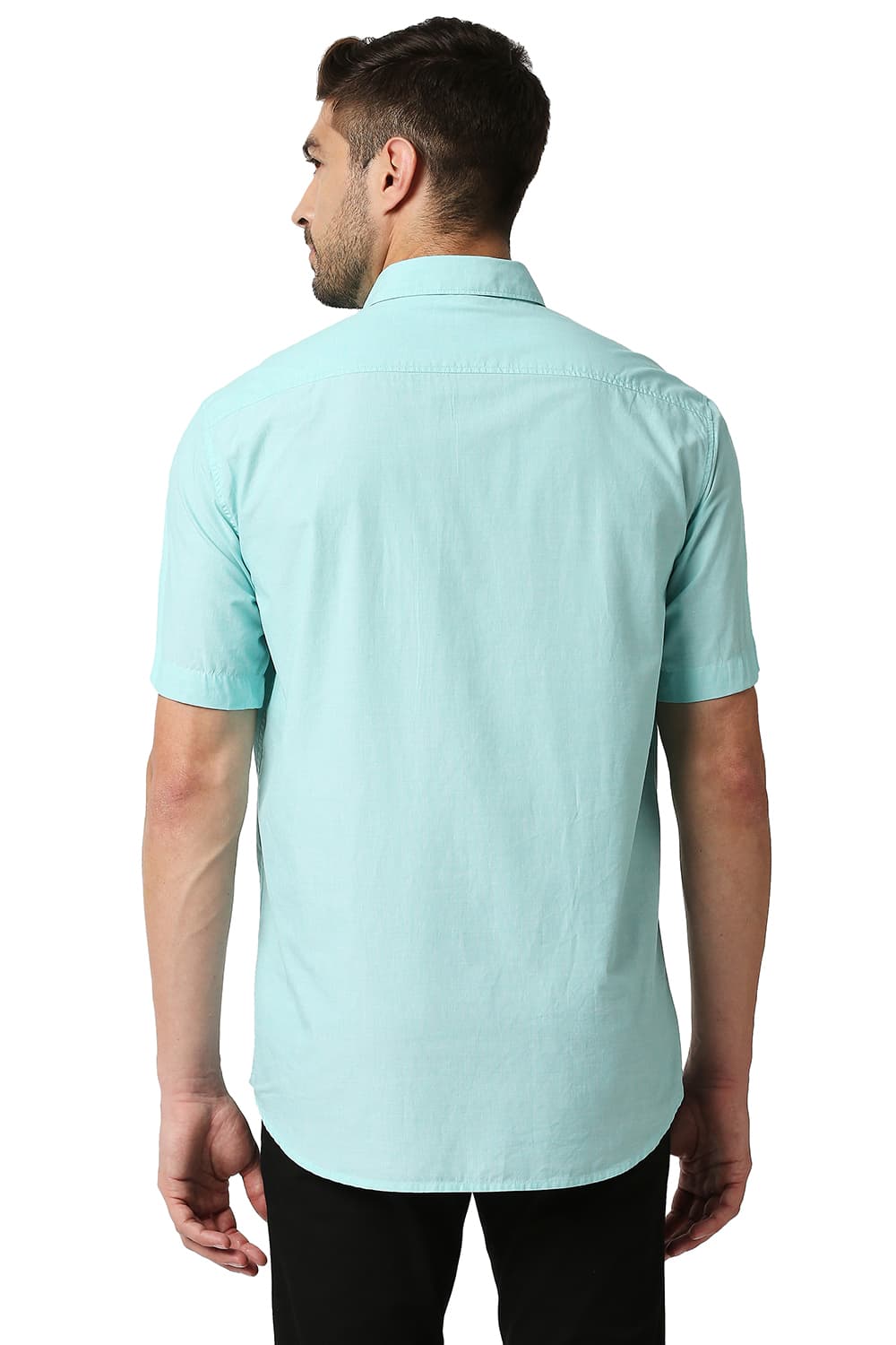 BASICS SLIM FIT FIL-A-FIL HALFSLEEVES SHIRT