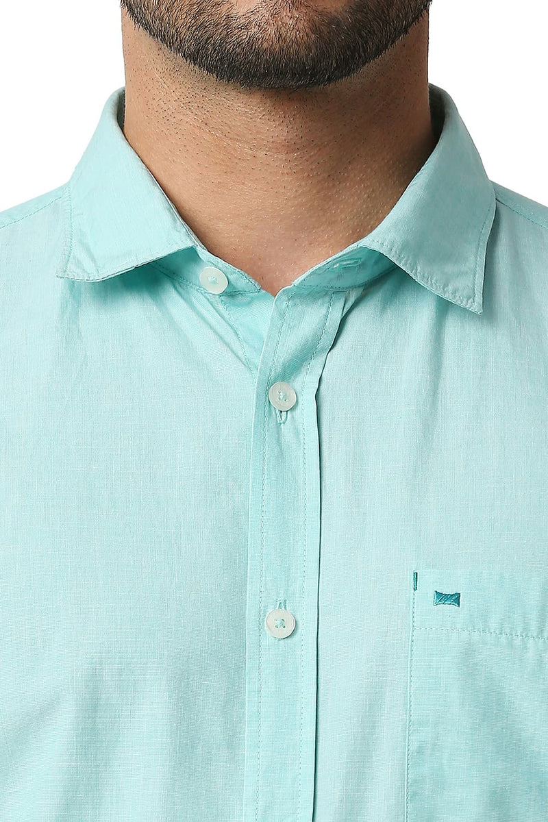 BASICS SLIM FIT FIL-A-FIL HALFSLEEVES SHIRT